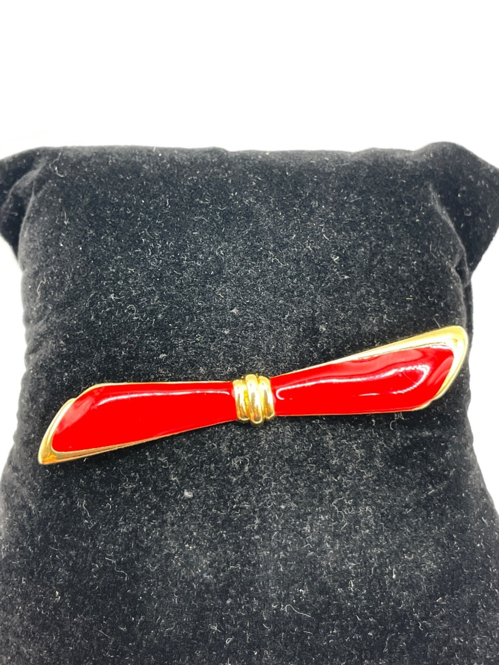 Vintage Monet Signed Red Enamel Gold Tone Bow Bar Pin Brooch